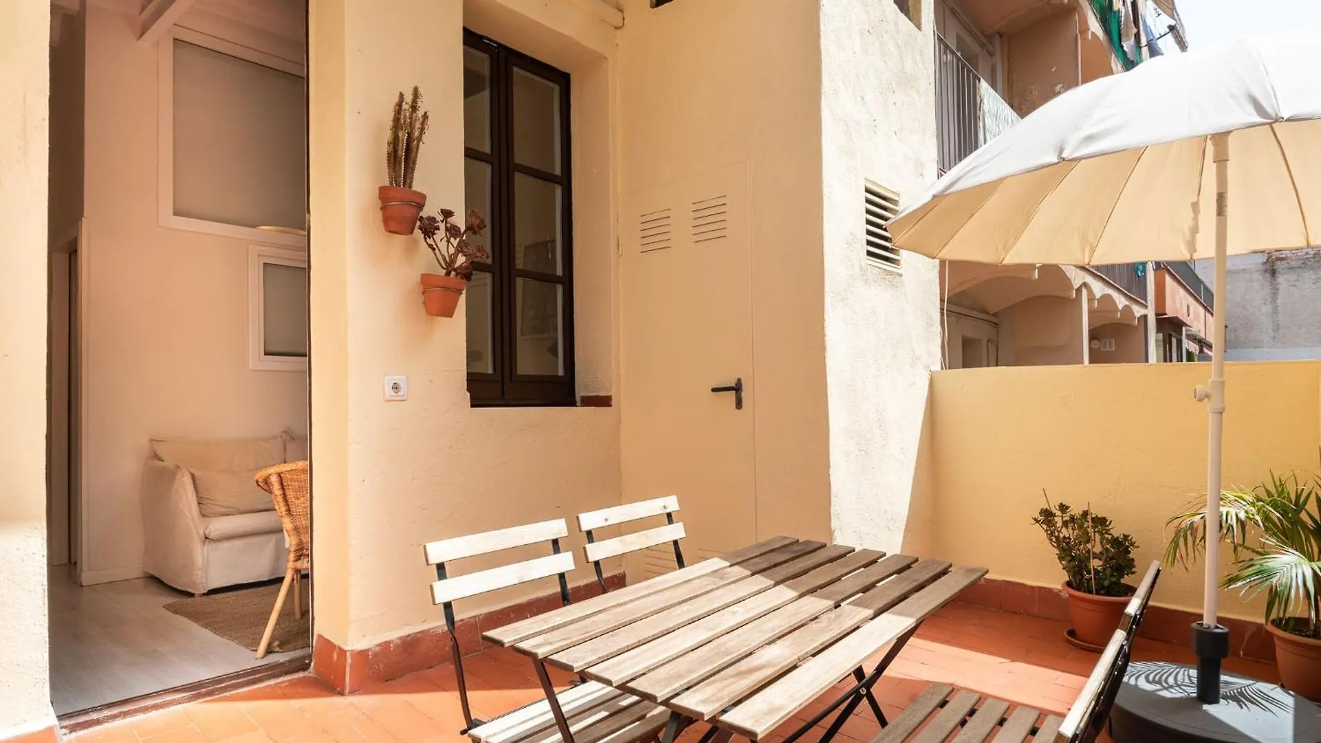 Appartement Terrace, Sun And Local Lifestyle In Gracia à Barcelone