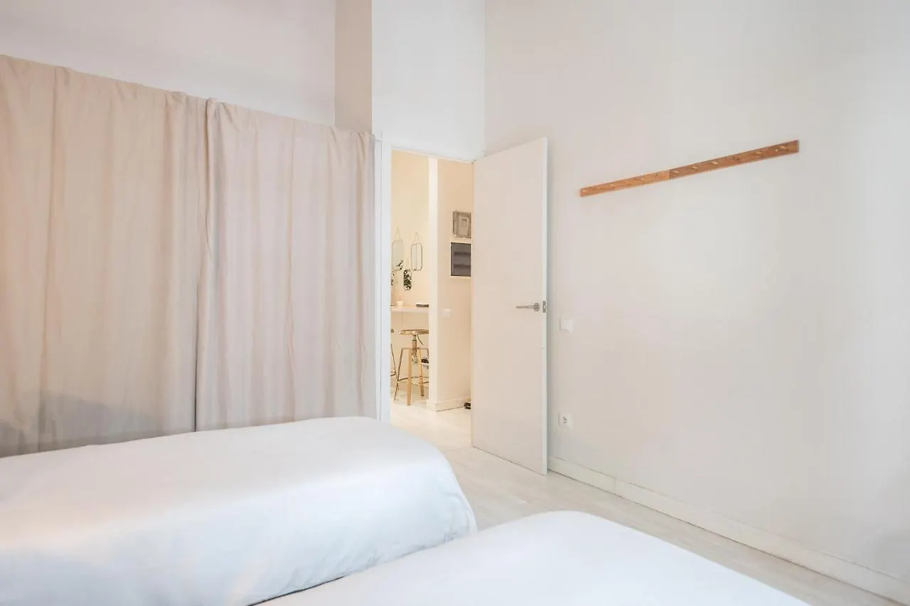 Ferienwohnung Terrace, Sun And Local Lifestyle In Gracia Barcelona Spanien