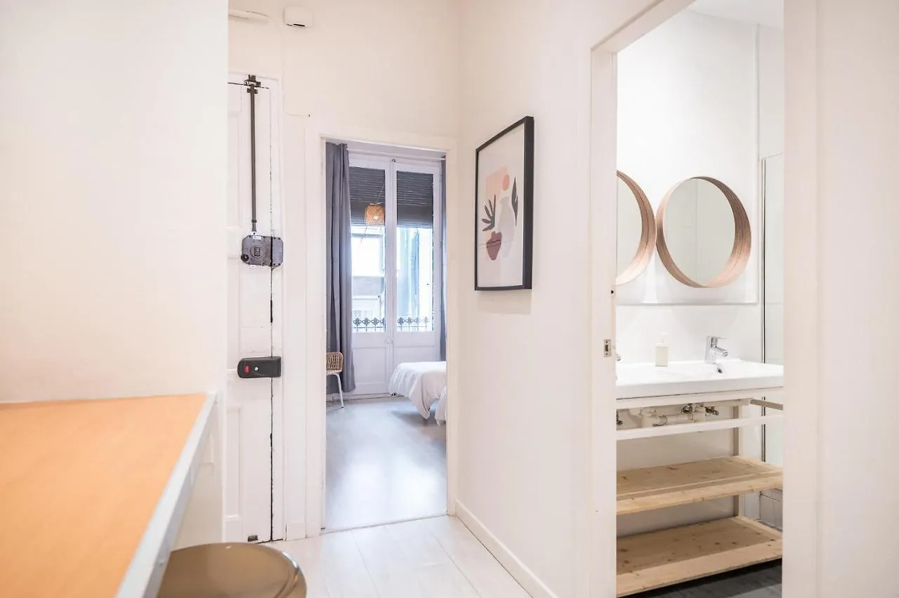 Apartment Ferienwohnung Terrace, Sun And Local Lifestyle In Gracia Barcelona Spanien